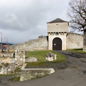 18 - L'enceite fortifiée dans Montaillou