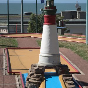 14 - Minigolf de Houlgate : le phare