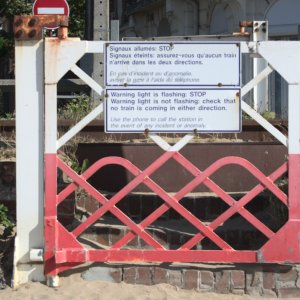 20 - Passage piéton sur la voie ferrée