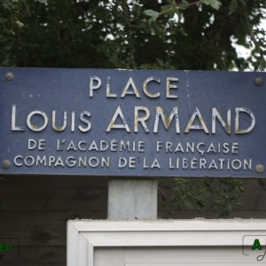 20 - Place Louis Armand