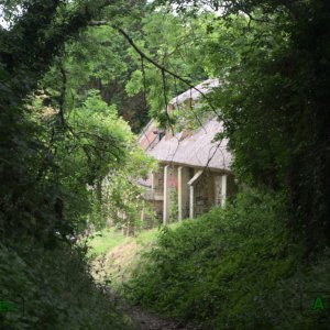 24 - Maison en pierres