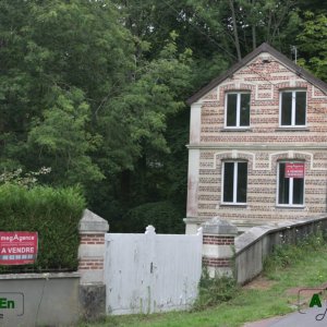 28 - Maison de briques
