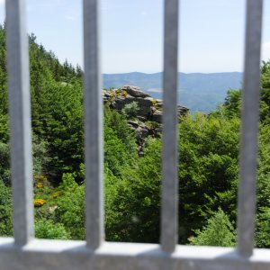 07 - Le saut de Vézoles, vu depuis le barrage