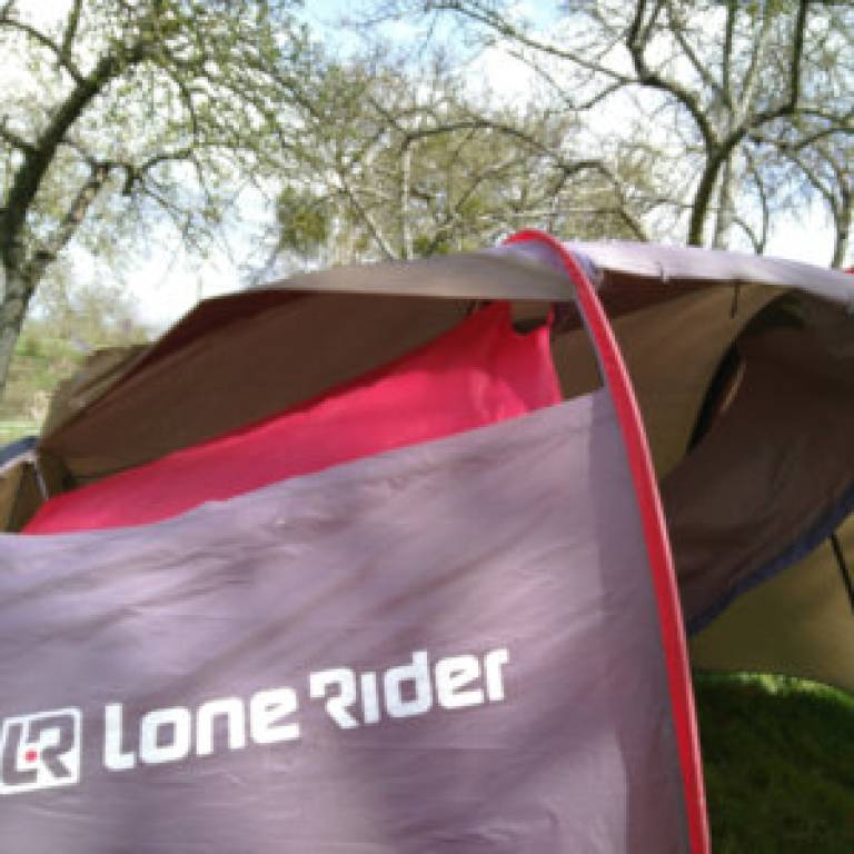 Ma tente Lone Rider est morte ! Service client ? Garantie ?